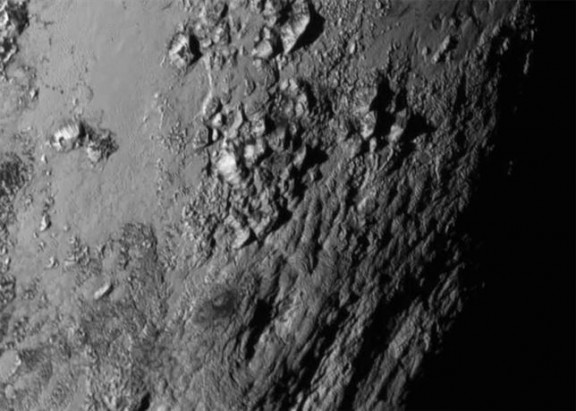 Montañas en Plutón